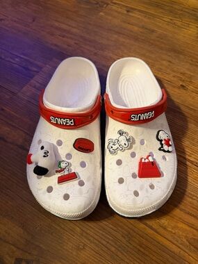 Crocs 
Peanut Brand Snoopy
Mens Size 9 Womens Size 11
Red White Navy Blue 
New!